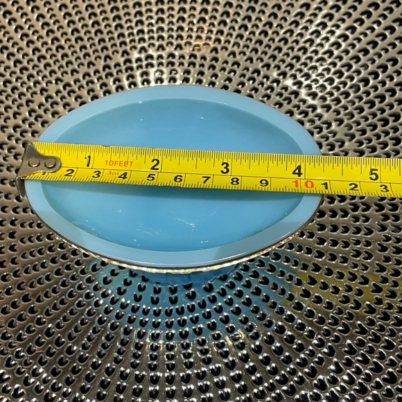 Vintage Avon Baby Blue Glass Vanity Set - Picture 5 of 5